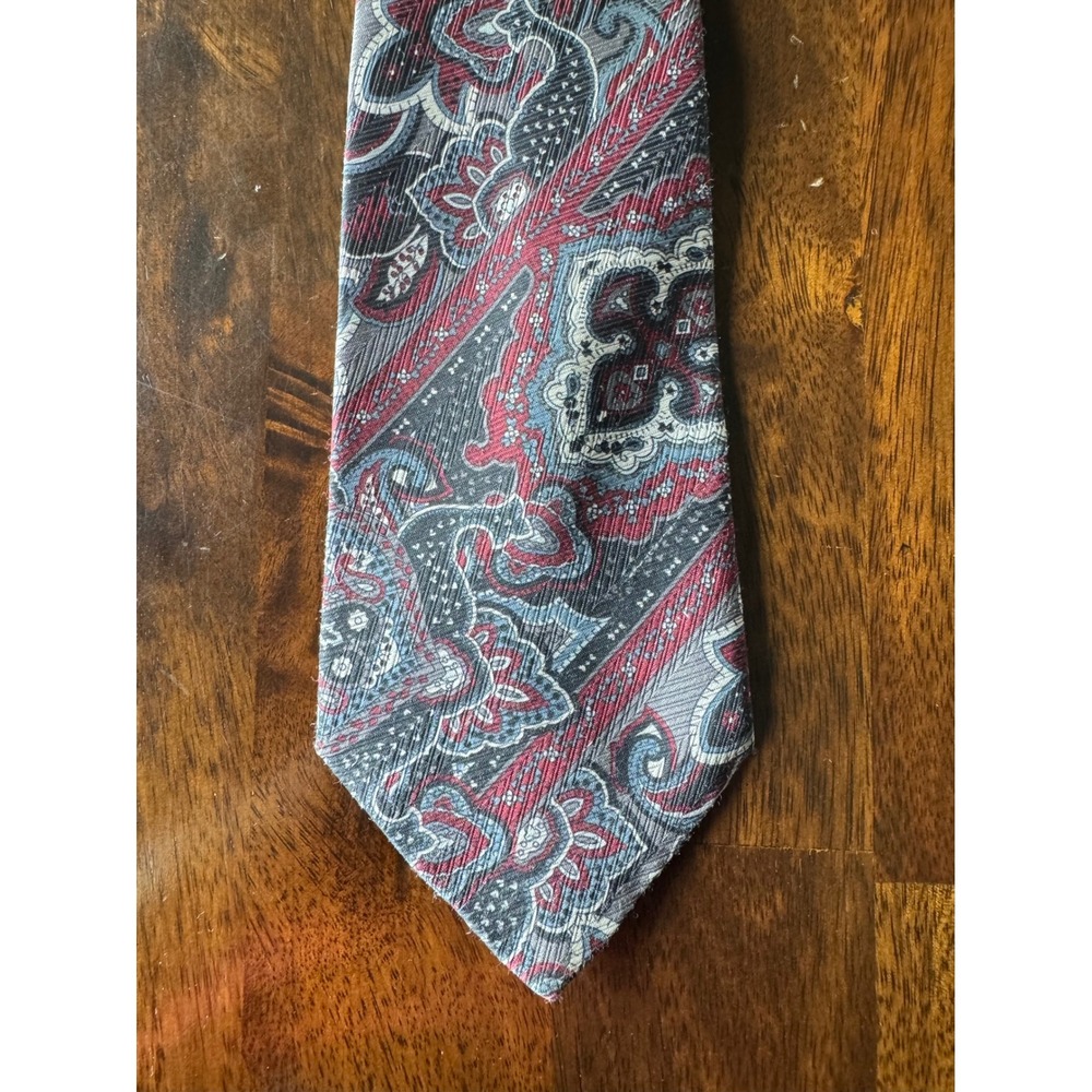 Buckingham Mens Paisley Necktie Grey Red Blue Made in USA Traditional Accessory